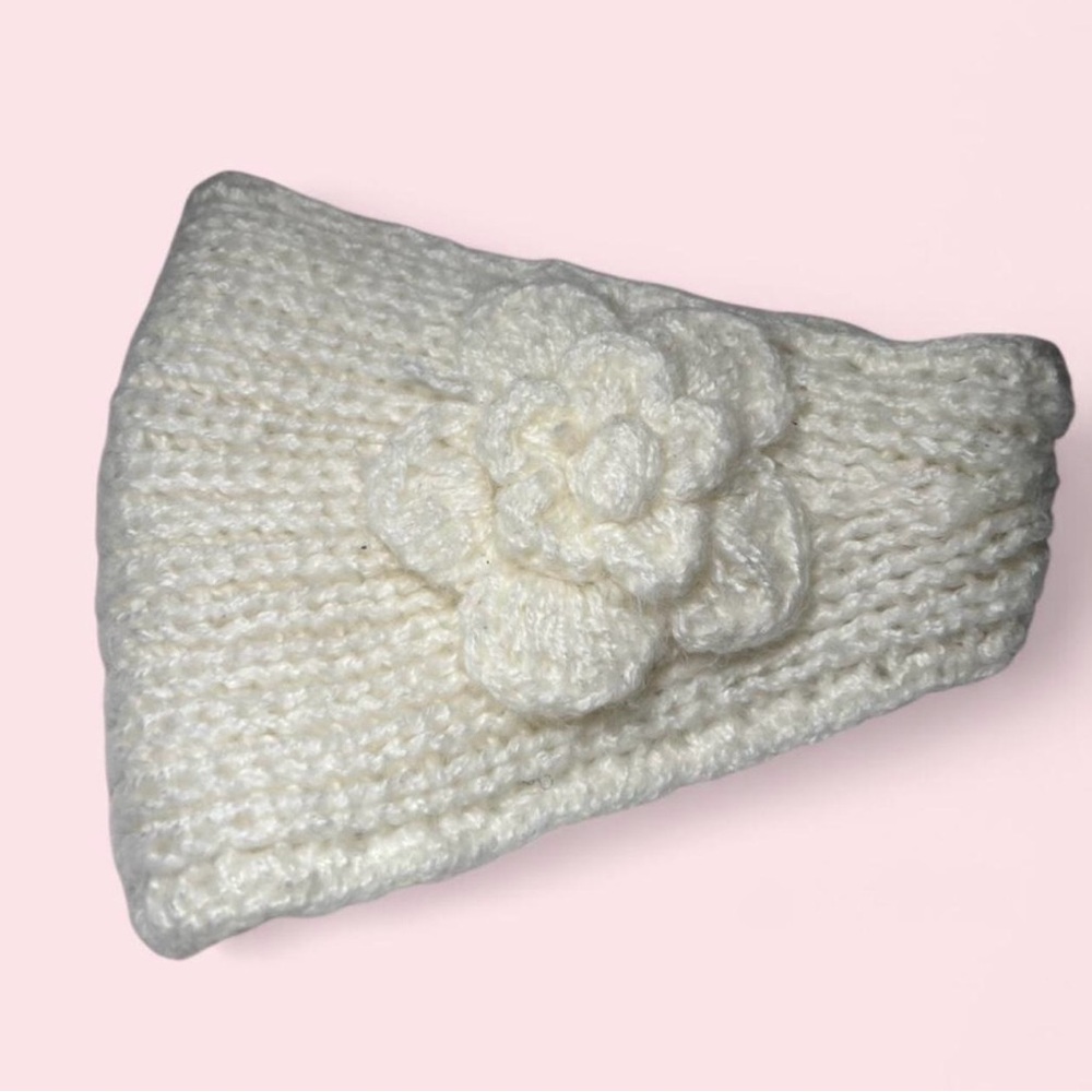 ✿ Cream Knit Flower Headband | One Size | Good Used Condition ✿
